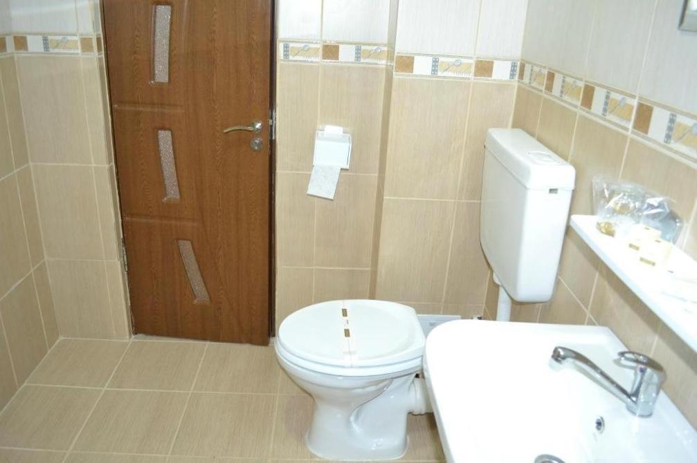Hotel Corsar Тульча Номер фото