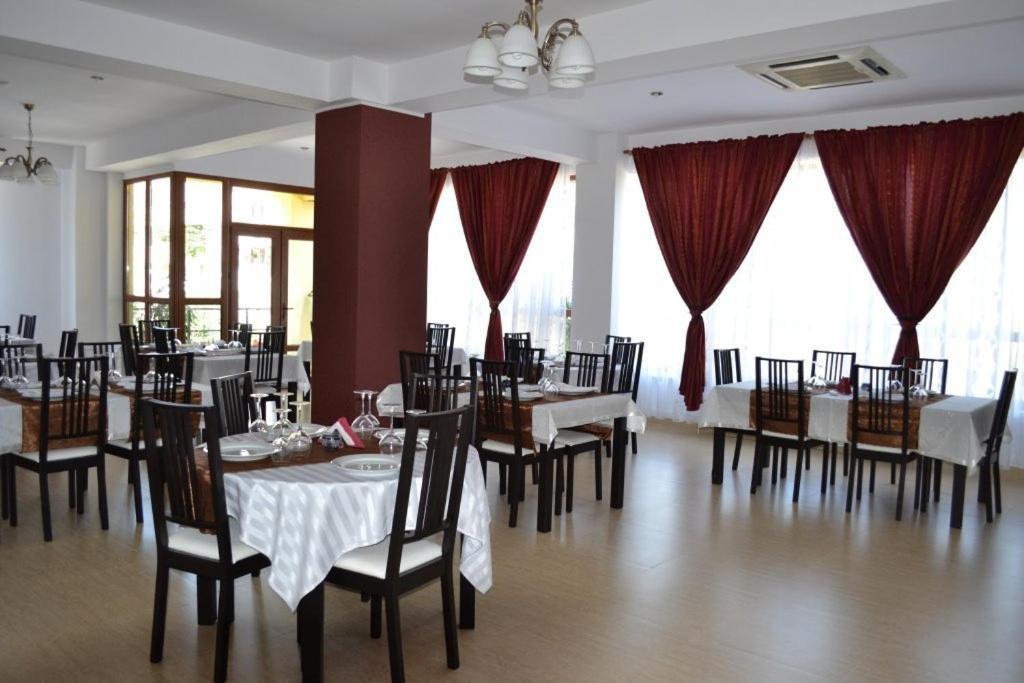 Hotel Corsar Тульча Екстер'єр фото