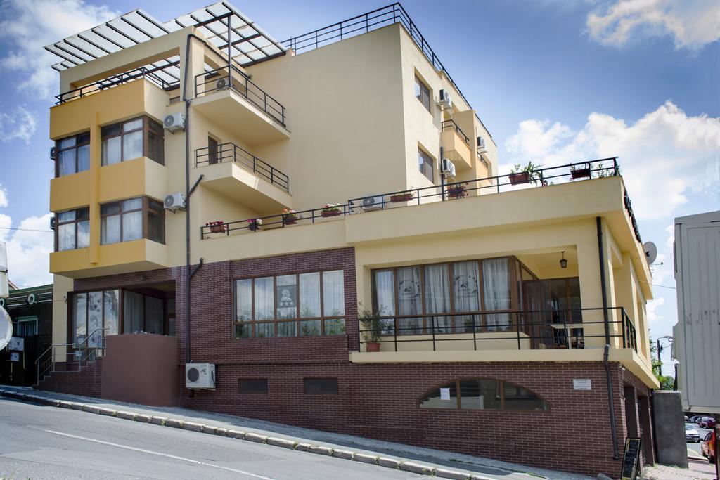 Hotel Corsar Тульча Екстер'єр фото